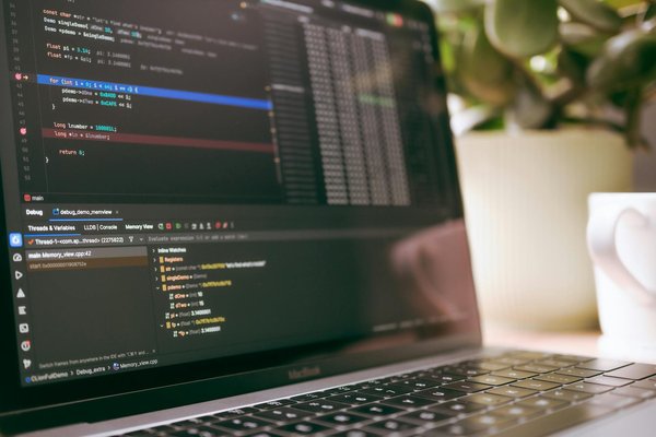 ¿Qué beneficios aporta el ejercicio regular en el deporte?